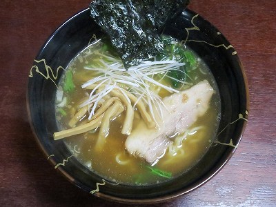 特製醤油ラーメン
