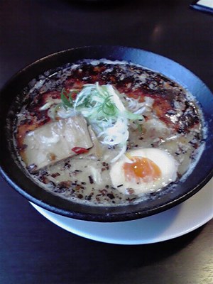 赤い鯛塩ラーメン