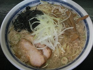 背脂醤油ラーメン
