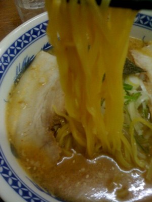 麺リフトアップ